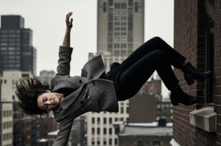 हल्द्वानी में इंजीनियर पत्नी को छत से फेंका, पत्नी का पैर टूटा