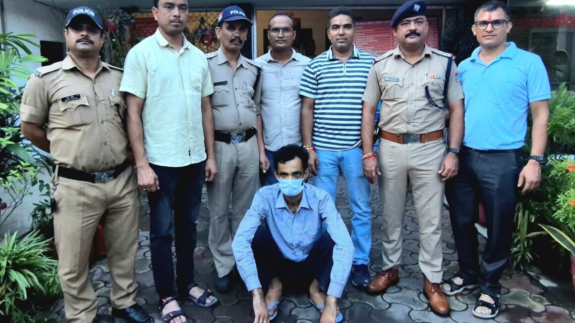 नृशंस हत्याकांड का खुलासा, कातिल मिला, आलाकत्ल नहीं मिला