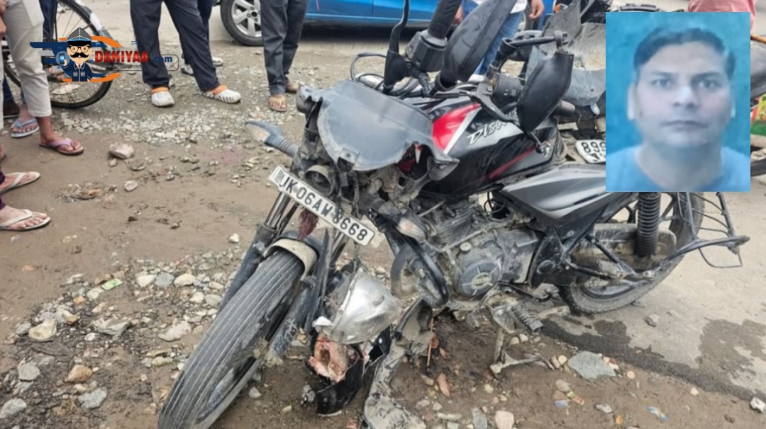 मां की दवा लेकर लौट रहे बेटे को बेकाबू ट्रक ने कुचला