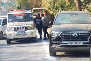 कार में मरा मिला कारोबारी, उधड़ चुकी थी बदन की चमड़ी