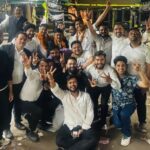 हल्द्वानी बार एसोसिएशन चुनाव जीतने के बाद साथियों के साथ गोविंद बिष्ट।